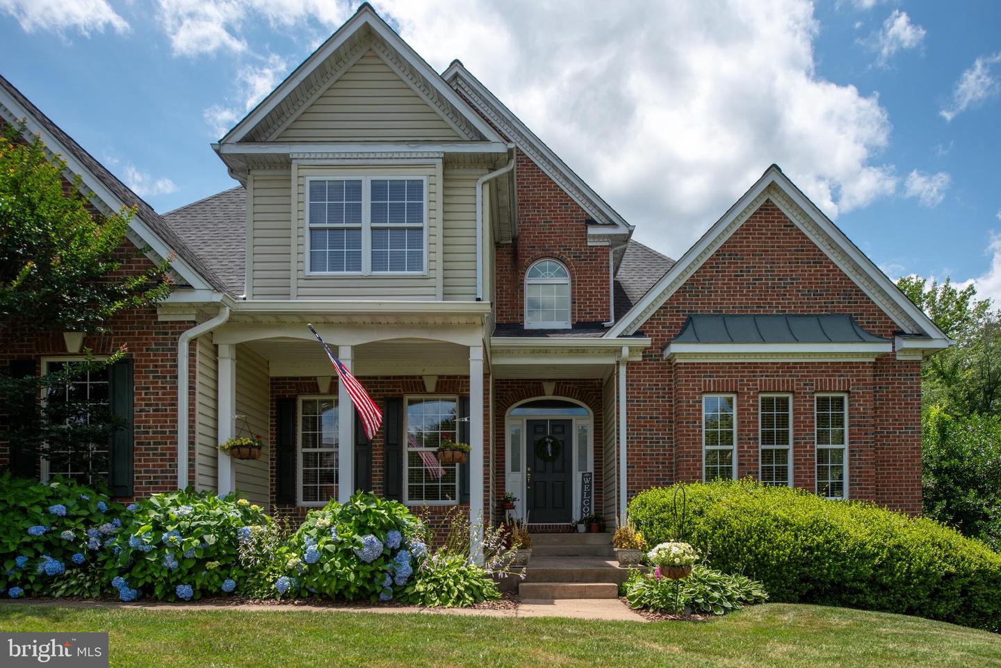 4 MONUMENT DR, STAFFORD, Virginia 22554, 5 Bedrooms Bedrooms, ,3 BathroomsBathrooms,Residential,For sale,4 MONUMENT DR,VAST2039944 MLS # VAST2039944