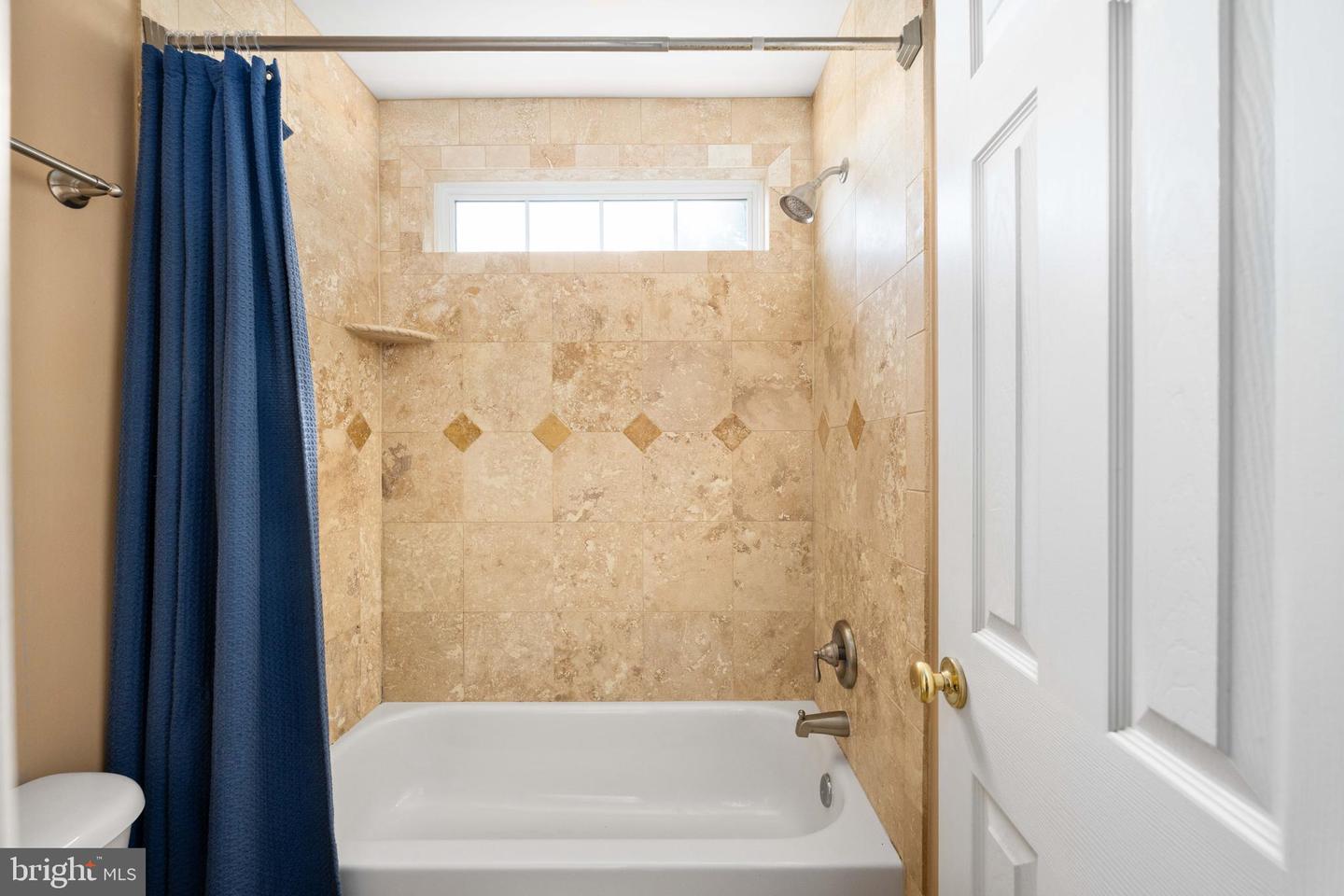 4 MONUMENT DR, STAFFORD, Virginia 22554, 5 Bedrooms Bedrooms, ,3 BathroomsBathrooms,Residential,For sale,4 MONUMENT DR,VAST2039944 MLS # VAST2039944