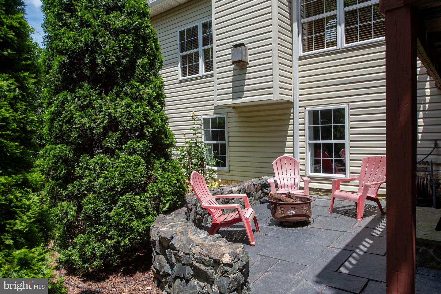 4 MONUMENT DR, STAFFORD, Virginia 22554, 5 Bedrooms Bedrooms, ,3 BathroomsBathrooms,Residential,For sale,4 MONUMENT DR,VAST2039944 MLS # VAST2039944