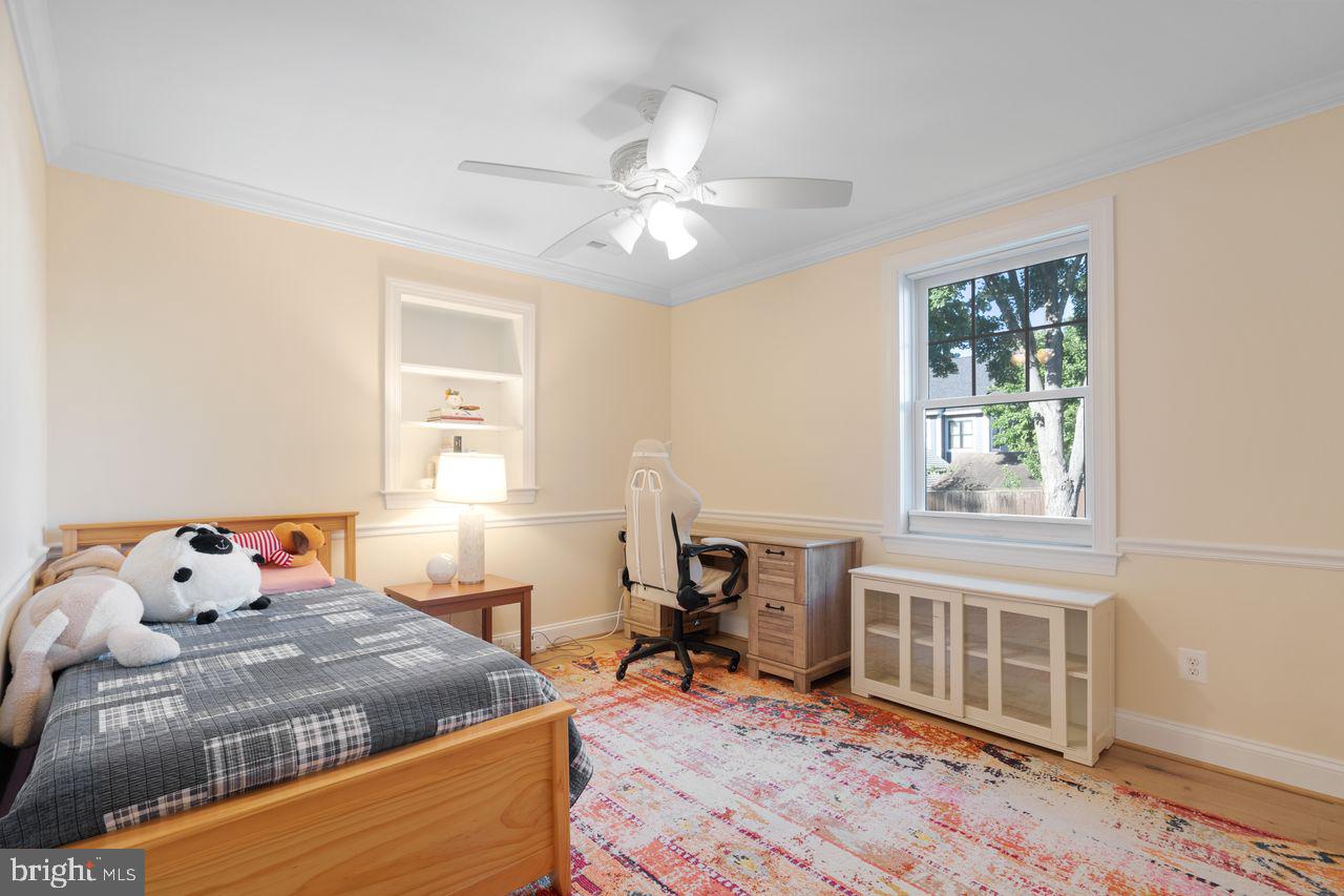 629 N ILLINOIS ST, ARLINGTON, Virginia 22205, 5 Bedrooms Bedrooms, ,3 BathroomsBathrooms,Residential,For sale,629 N ILLINOIS ST,VAAR2059374 MLS # VAAR2059374