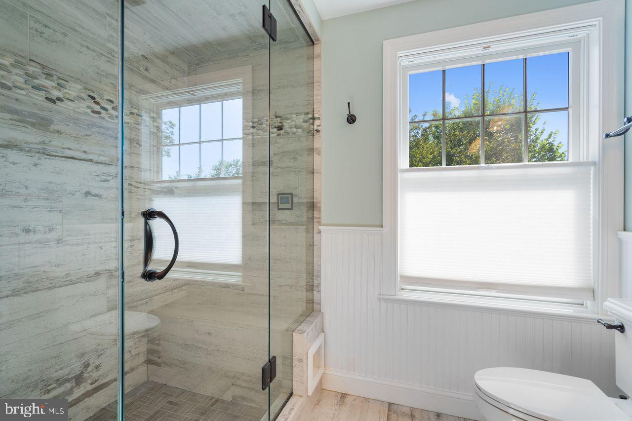629 N ILLINOIS ST, ARLINGTON, Virginia 22205, 5 Bedrooms Bedrooms, ,3 BathroomsBathrooms,Residential,For sale,629 N ILLINOIS ST,VAAR2059374 MLS # VAAR2059374