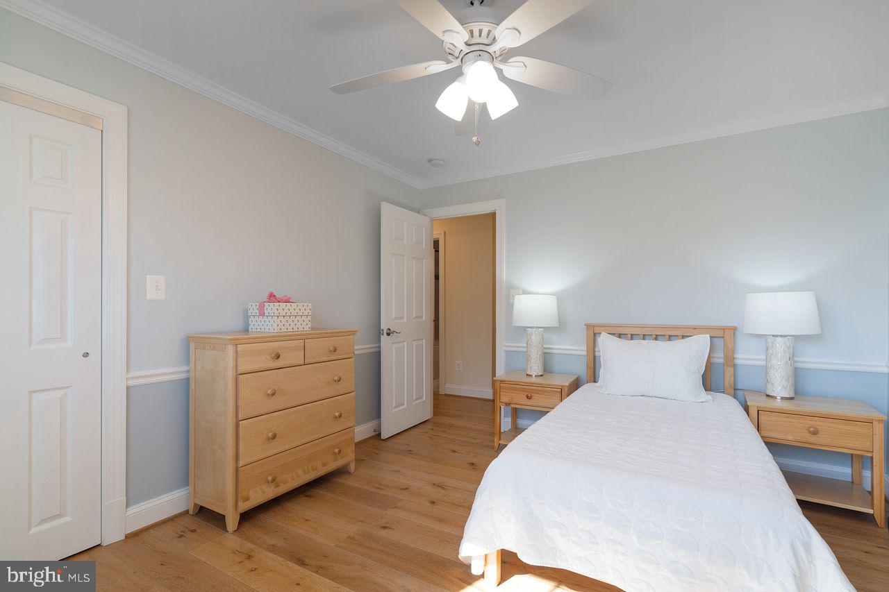 629 N ILLINOIS ST, ARLINGTON, Virginia 22205, 5 Bedrooms Bedrooms, ,3 BathroomsBathrooms,Residential,For sale,629 N ILLINOIS ST,VAAR2059374 MLS # VAAR2059374