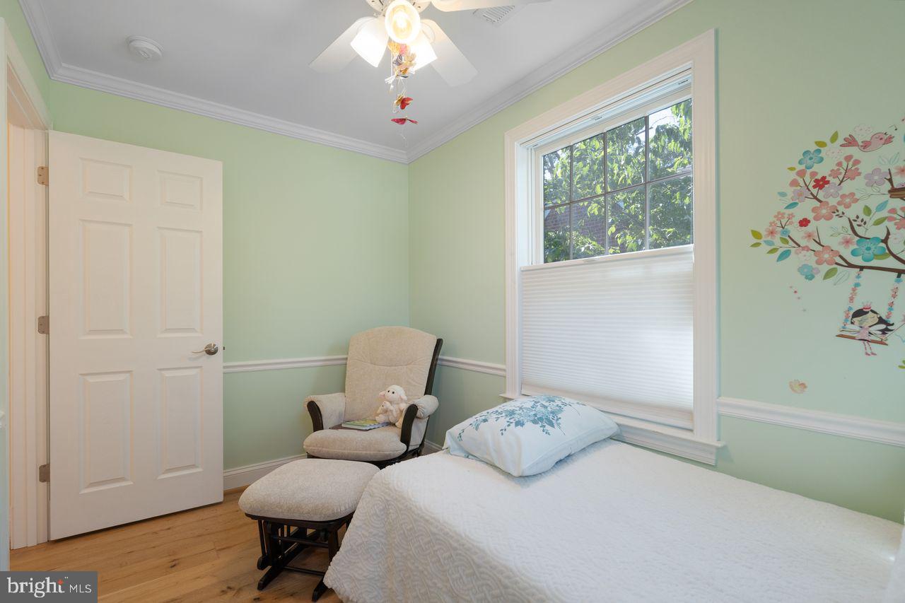 629 N ILLINOIS ST, ARLINGTON, Virginia 22205, 5 Bedrooms Bedrooms, ,3 BathroomsBathrooms,Residential,For sale,629 N ILLINOIS ST,VAAR2059374 MLS # VAAR2059374