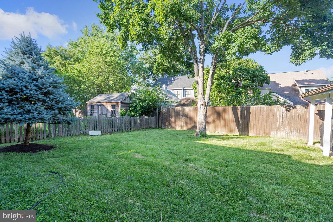 629 N ILLINOIS ST, ARLINGTON, Virginia 22205, 5 Bedrooms Bedrooms, ,3 BathroomsBathrooms,Residential,For sale,629 N ILLINOIS ST,VAAR2059374 MLS # VAAR2059374