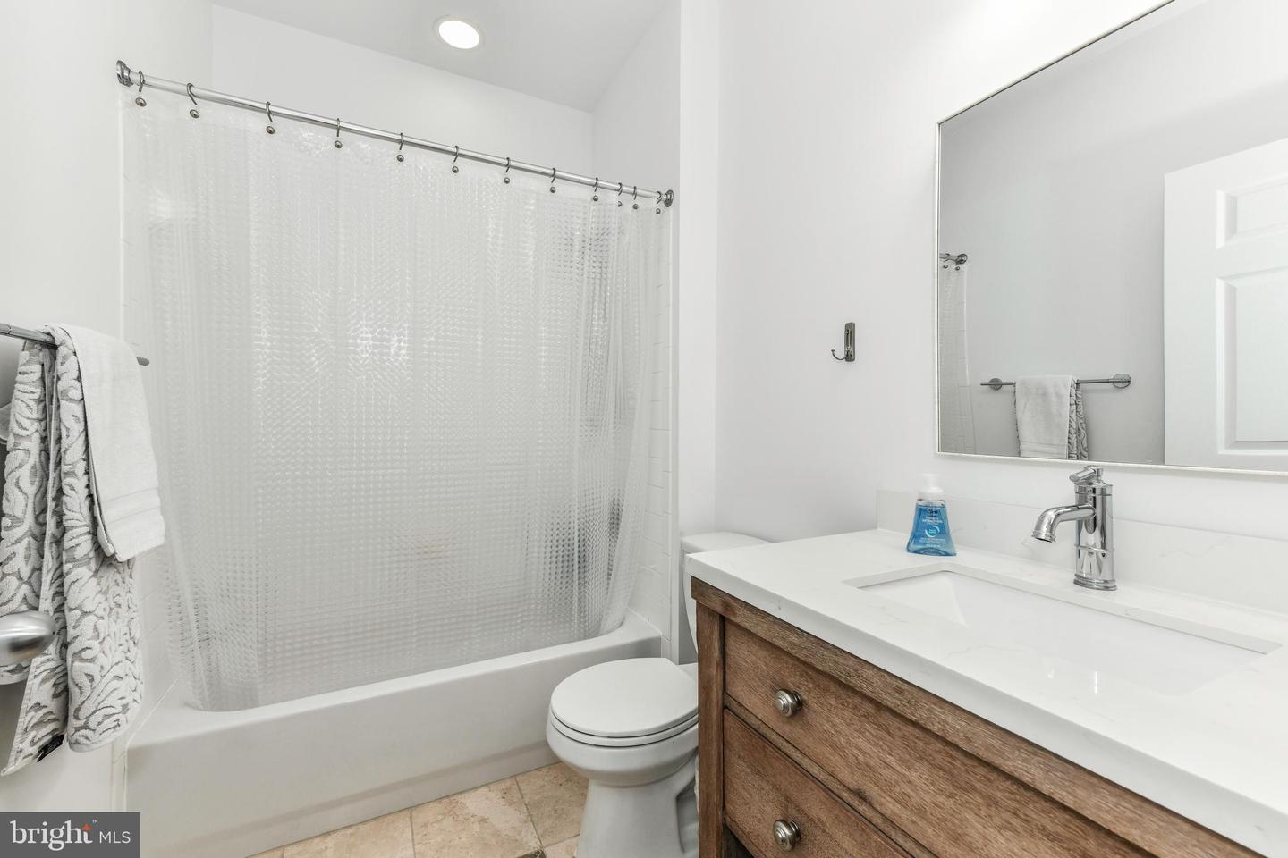 42439 ROCKROSE SQ, BRAMBLETON, Virginia 20148, 2 Bedrooms Bedrooms, ,2 BathroomsBathrooms,Residential,For sale,42439 ROCKROSE SQ,VALO2099708 MLS # VALO2099708