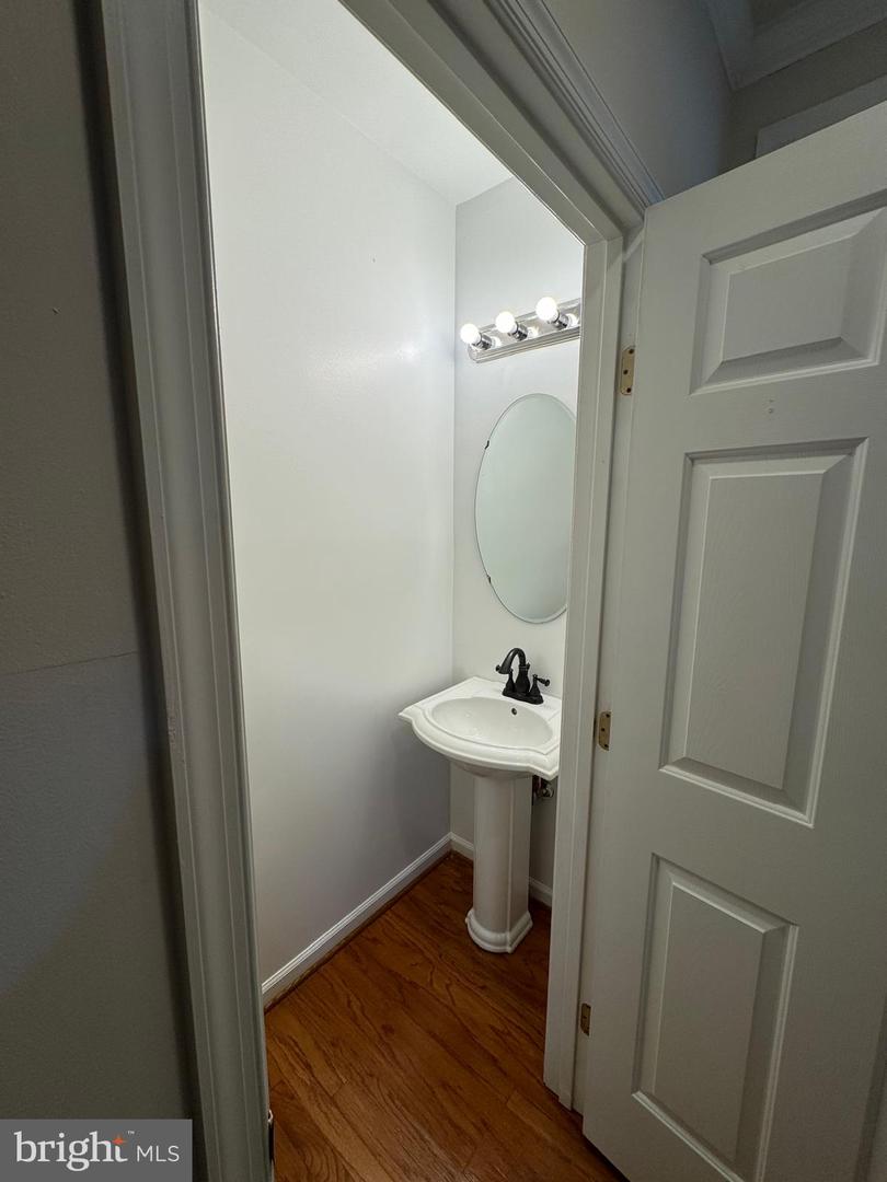 5025 MURTHA ST, ALEXANDRIA, Virginia 22304, 3 Bedrooms Bedrooms, ,2 BathroomsBathrooms,Residential,For sale,5025 MURTHA ST,VAAX2046602 MLS # VAAX2046602