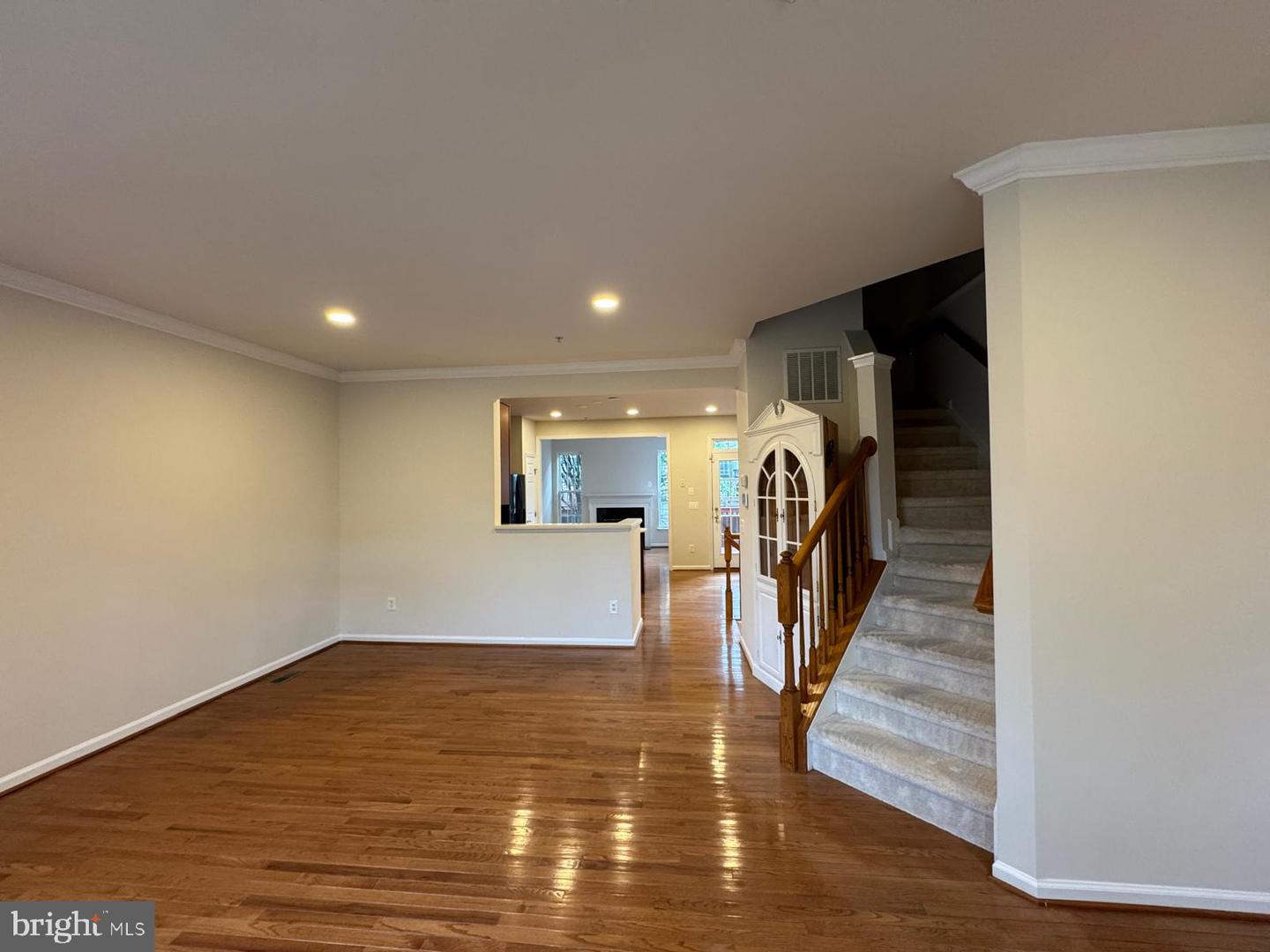 5025 MURTHA ST, ALEXANDRIA, Virginia 22304, 3 Bedrooms Bedrooms, ,2 BathroomsBathrooms,Residential,For sale,5025 MURTHA ST,VAAX2046602 MLS # VAAX2046602