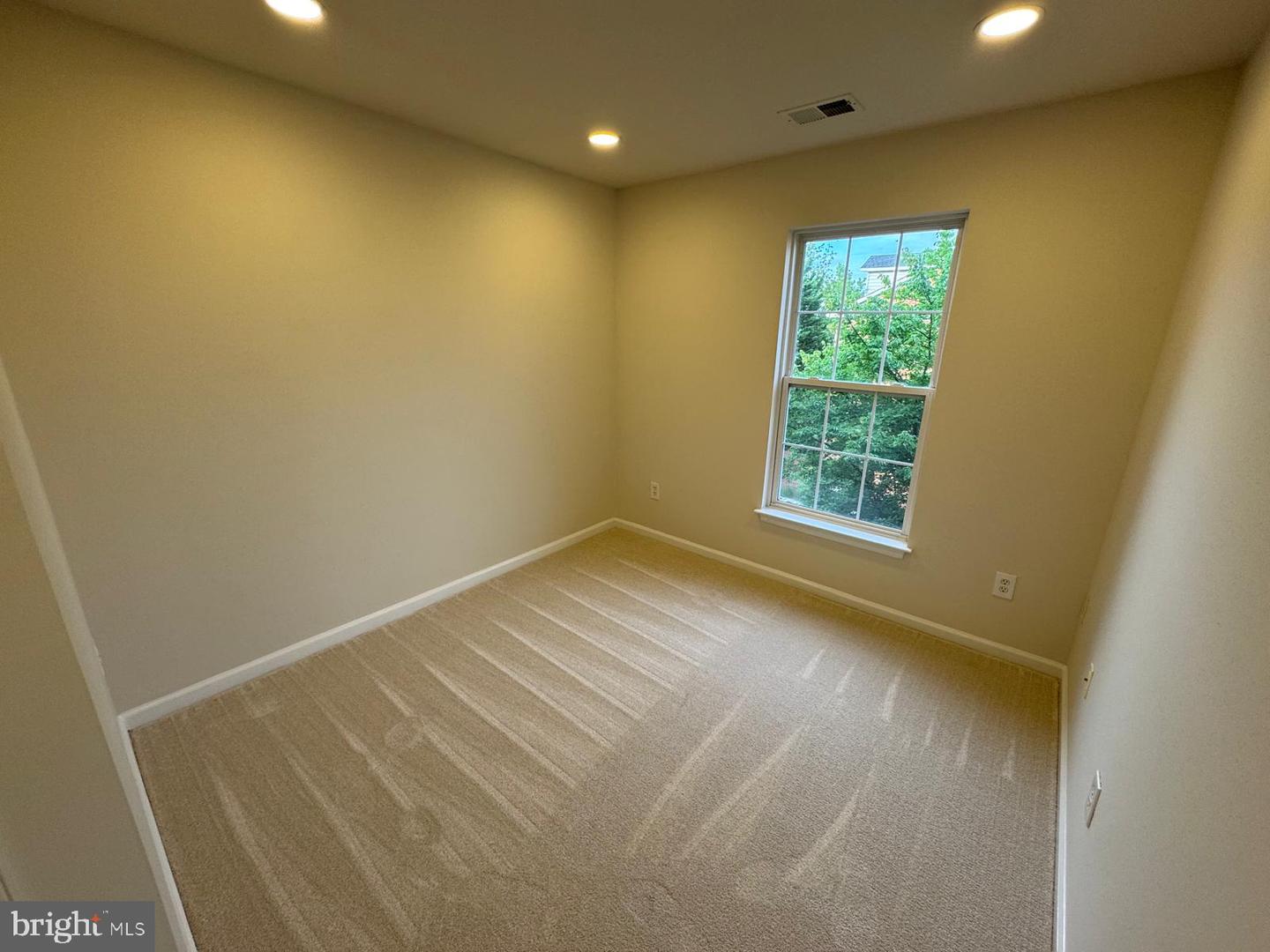 5025 MURTHA ST, ALEXANDRIA, Virginia 22304, 3 Bedrooms Bedrooms, ,2 BathroomsBathrooms,Residential,For sale,5025 MURTHA ST,VAAX2046602 MLS # VAAX2046602