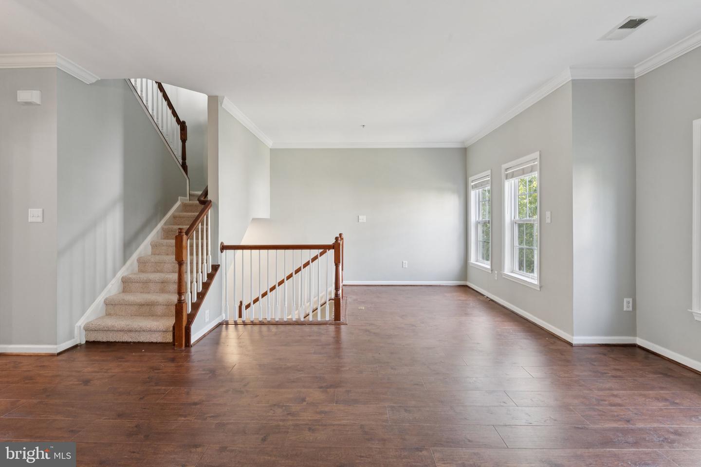 7072 LITTLE THAMES DR, GAINESVILLE, Virginia 20155, 3 Bedrooms Bedrooms, ,2 BathroomsBathrooms,Residential,For sale,7072 LITTLE THAMES DR,VAPW2097316 MLS # VAPW2097316