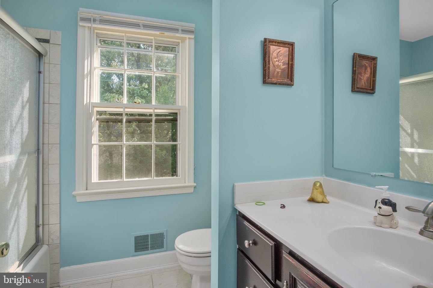 11603 AUBURN GROVE CT, RESTON, Virginia 20194, 5 Bedrooms Bedrooms, ,3 BathroomsBathrooms,Residential,For sale,11603 AUBURN GROVE CT,VAFX2248270 MLS # VAFX2248270