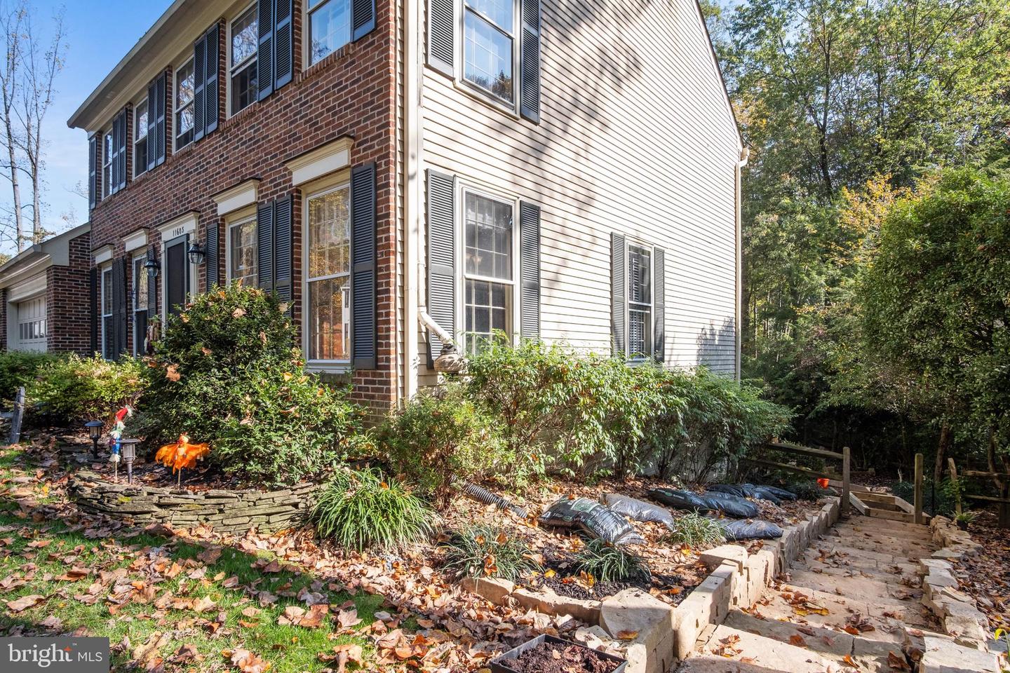 11603 AUBURN GROVE CT, RESTON, Virginia 20194, 5 Bedrooms Bedrooms, ,3 BathroomsBathrooms,Residential,For sale,11603 AUBURN GROVE CT,VAFX2248270 MLS # VAFX2248270
