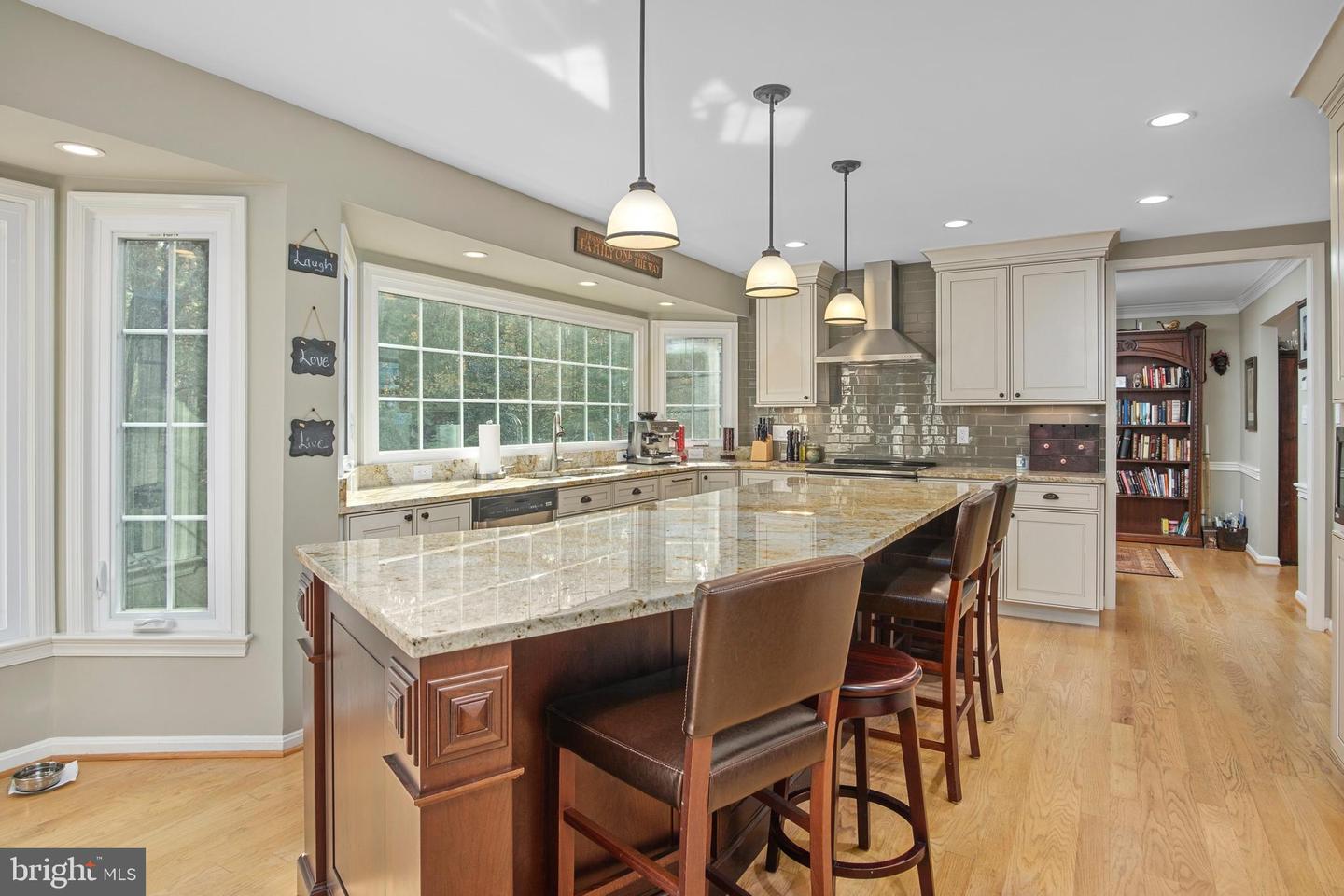 11603 AUBURN GROVE CT, RESTON, Virginia 20194, 5 Bedrooms Bedrooms, ,3 BathroomsBathrooms,Residential,For sale,11603 AUBURN GROVE CT,VAFX2248270 MLS # VAFX2248270