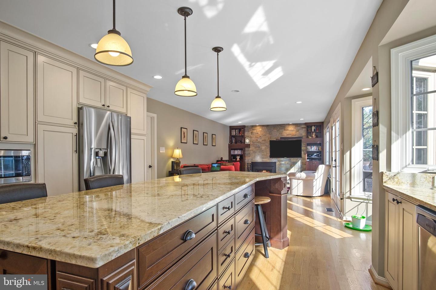11603 AUBURN GROVE CT, RESTON, Virginia 20194, 5 Bedrooms Bedrooms, ,3 BathroomsBathrooms,Residential,For sale,11603 AUBURN GROVE CT,VAFX2248270 MLS # VAFX2248270