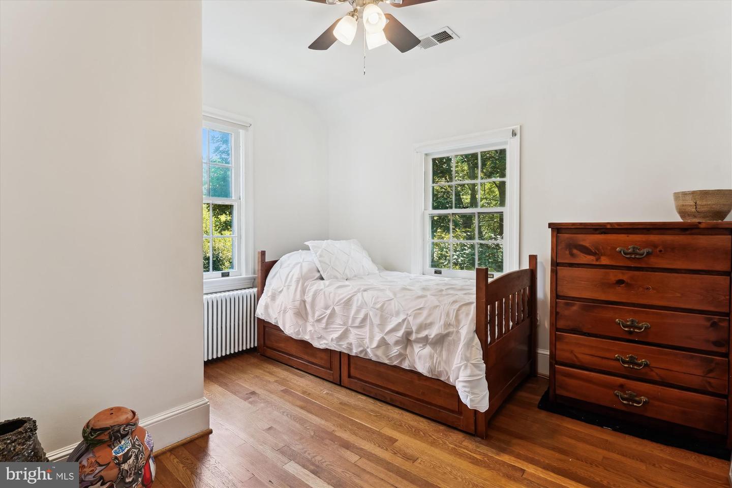 133 N HIGHLAND ST N, ARLINGTON, Virginia 22201, 4 Bedrooms Bedrooms, ,2 BathroomsBathrooms,Residential,For sale,133 N HIGHLAND ST N,VAAR2059456 MLS # VAAR2059456