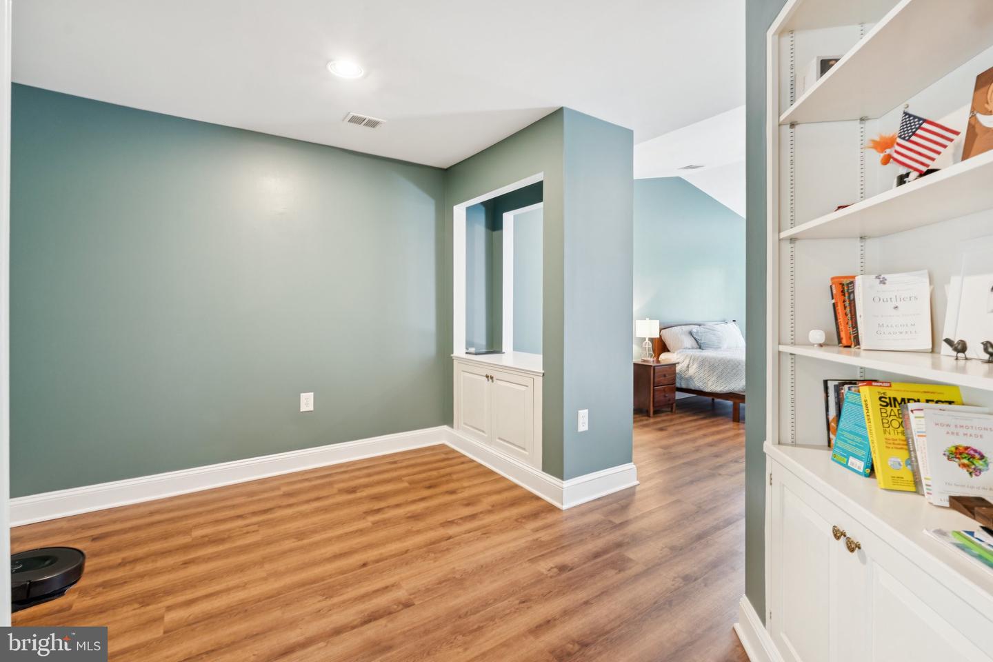 2009 MAGARITY CT, FALLS CHURCH, Virginia 22043, 4 Bedrooms Bedrooms, ,3 BathroomsBathrooms,Residential,For sale,2009 MAGARITY CT,VAFX2248806 MLS # VAFX2248806
