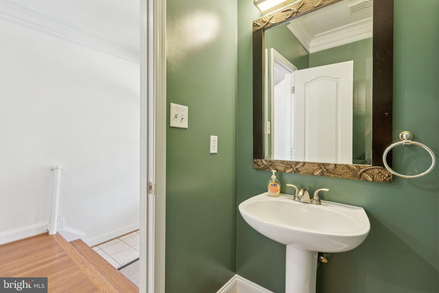 2009 MAGARITY CT, FALLS CHURCH, Virginia 22043, 4 Bedrooms Bedrooms, ,3 BathroomsBathrooms,Residential,For sale,2009 MAGARITY CT,VAFX2248806 MLS # VAFX2248806