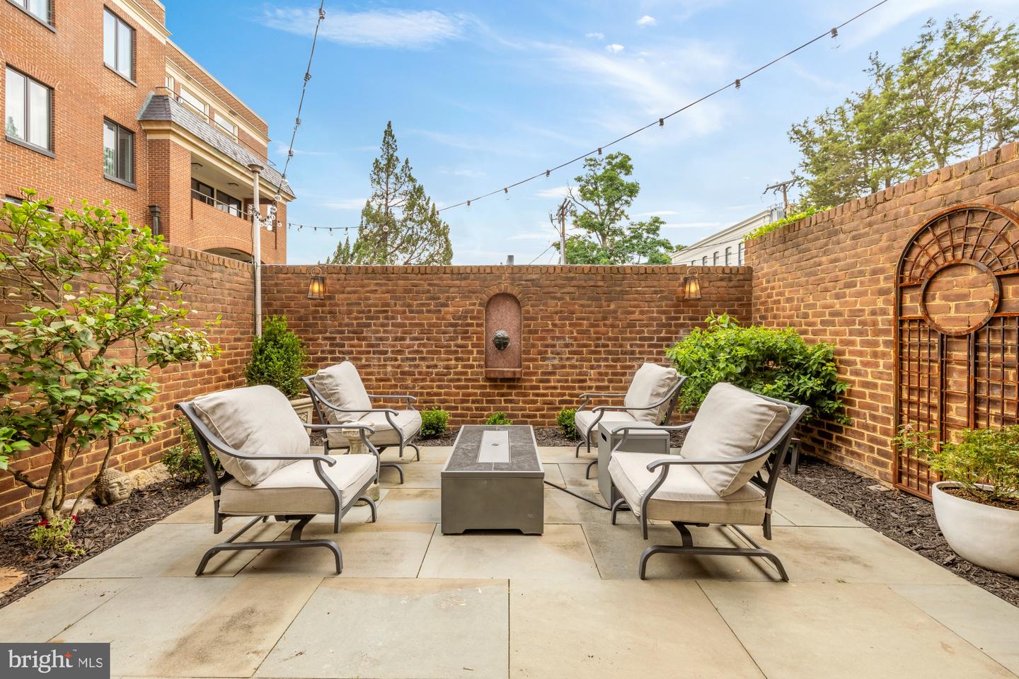 421 S SAINT ASAPH ST, ALEXANDRIA, Virginia 22314, 4 Bedrooms Bedrooms, ,3 BathroomsBathrooms,Residential,For sale,421 S SAINT ASAPH ST,VAAX2046668 MLS # VAAX2046668