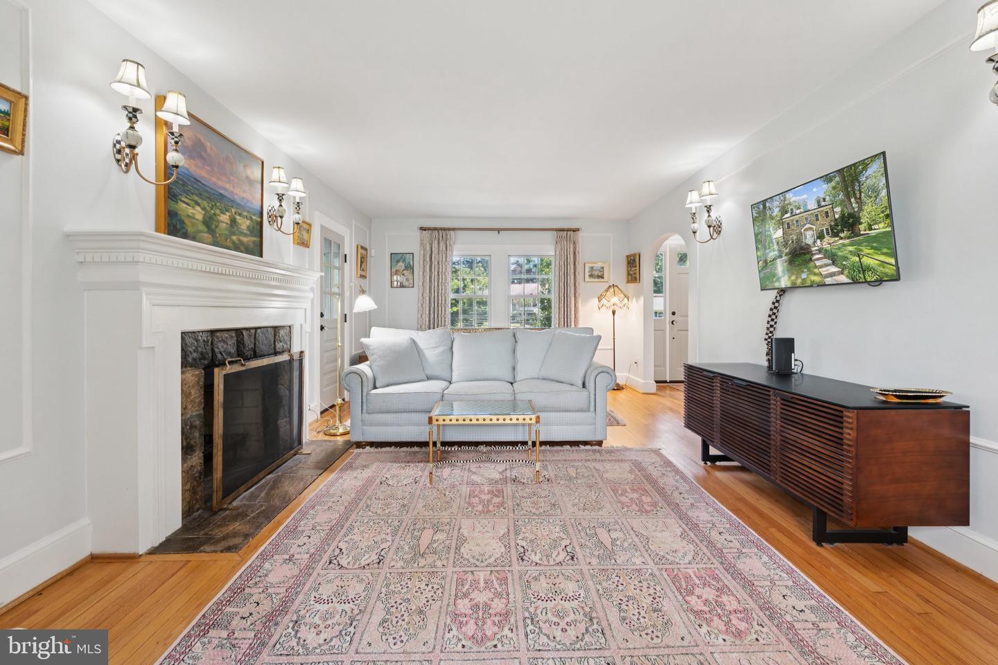 3666 MILITARY RD, ARLINGTON, Virginia 22207, 3 Bedrooms Bedrooms, ,2 BathroomsBathrooms,Residential,For sale,3666 MILITARY RD,VAAR2059480 MLS # VAAR2059480