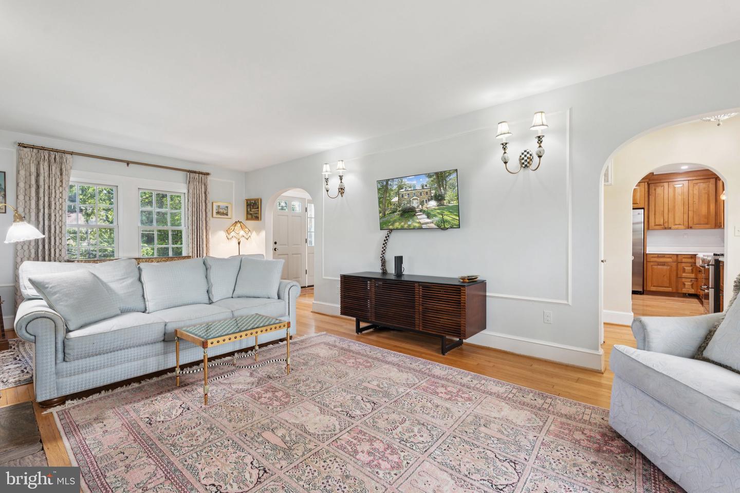 3666 MILITARY RD, ARLINGTON, Virginia 22207, 3 Bedrooms Bedrooms, ,2 BathroomsBathrooms,Residential,For sale,3666 MILITARY RD,VAAR2059480 MLS # VAAR2059480