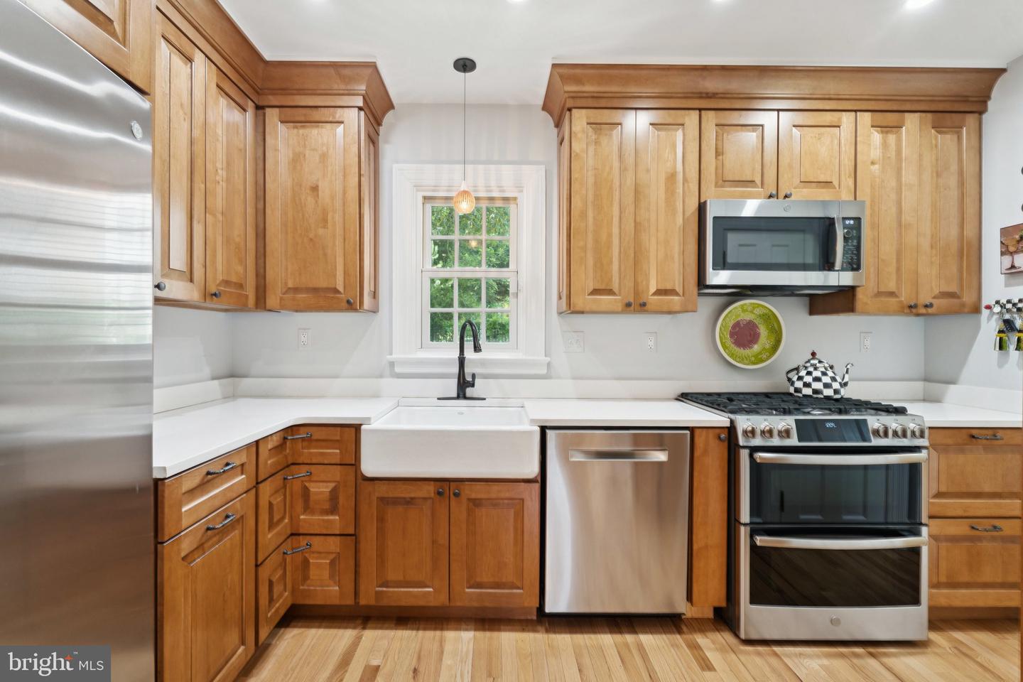 3666 MILITARY RD, ARLINGTON, Virginia 22207, 3 Bedrooms Bedrooms, ,2 BathroomsBathrooms,Residential,For sale,3666 MILITARY RD,VAAR2059480 MLS # VAAR2059480