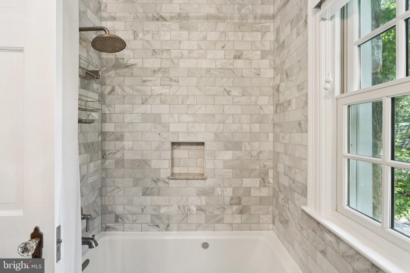 3666 MILITARY RD, ARLINGTON, Virginia 22207, 3 Bedrooms Bedrooms, ,2 BathroomsBathrooms,Residential,For sale,3666 MILITARY RD,VAAR2059480 MLS # VAAR2059480