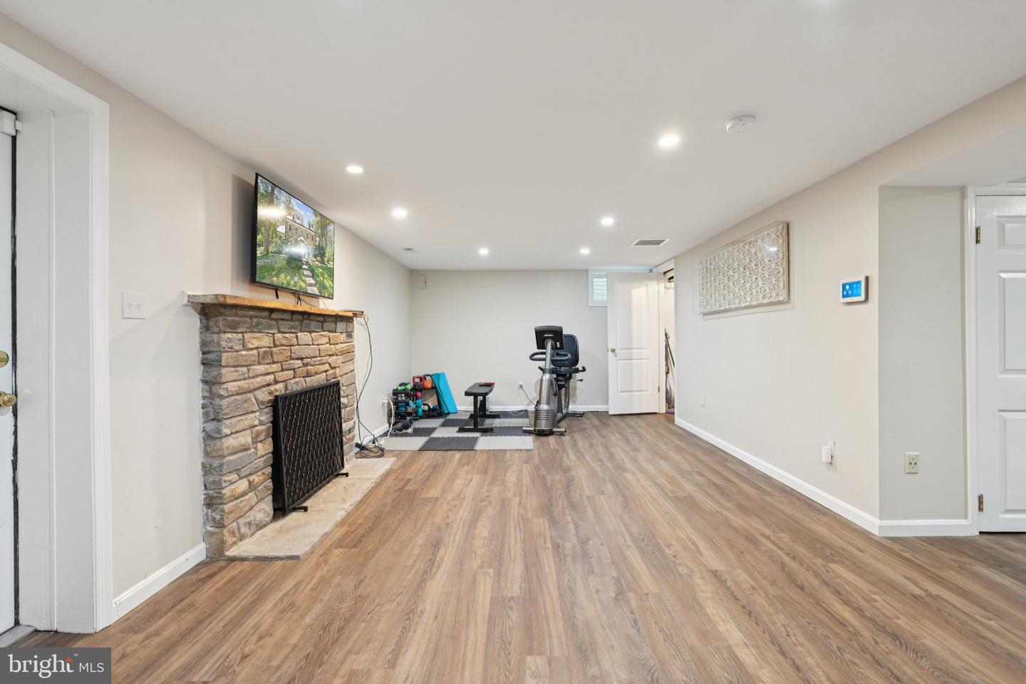 3666 MILITARY RD, ARLINGTON, Virginia 22207, 3 Bedrooms Bedrooms, ,2 BathroomsBathrooms,Residential,For sale,3666 MILITARY RD,VAAR2059480 MLS # VAAR2059480