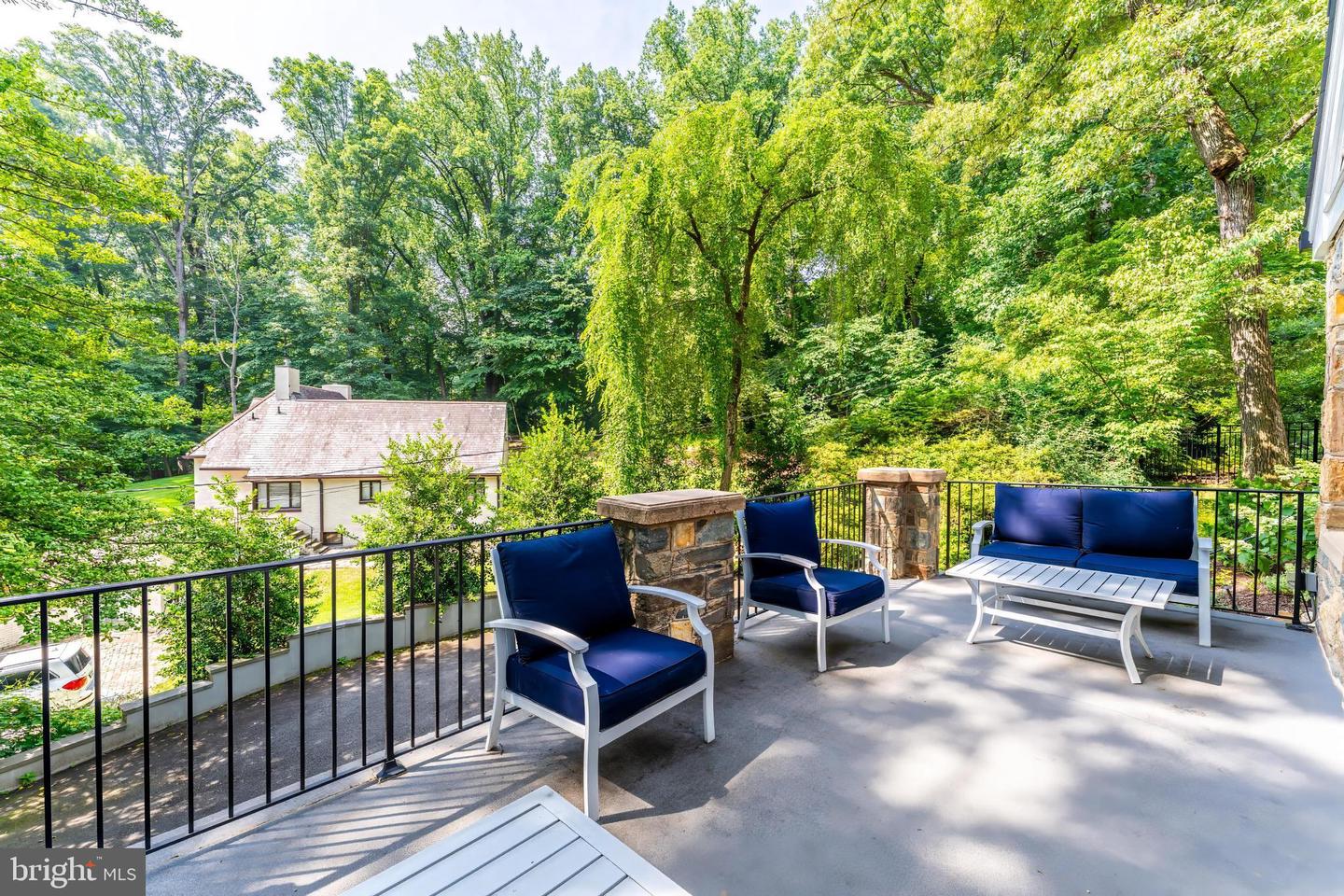 3666 MILITARY RD, ARLINGTON, Virginia 22207, 3 Bedrooms Bedrooms, ,2 BathroomsBathrooms,Residential,For sale,3666 MILITARY RD,VAAR2059480 MLS # VAAR2059480