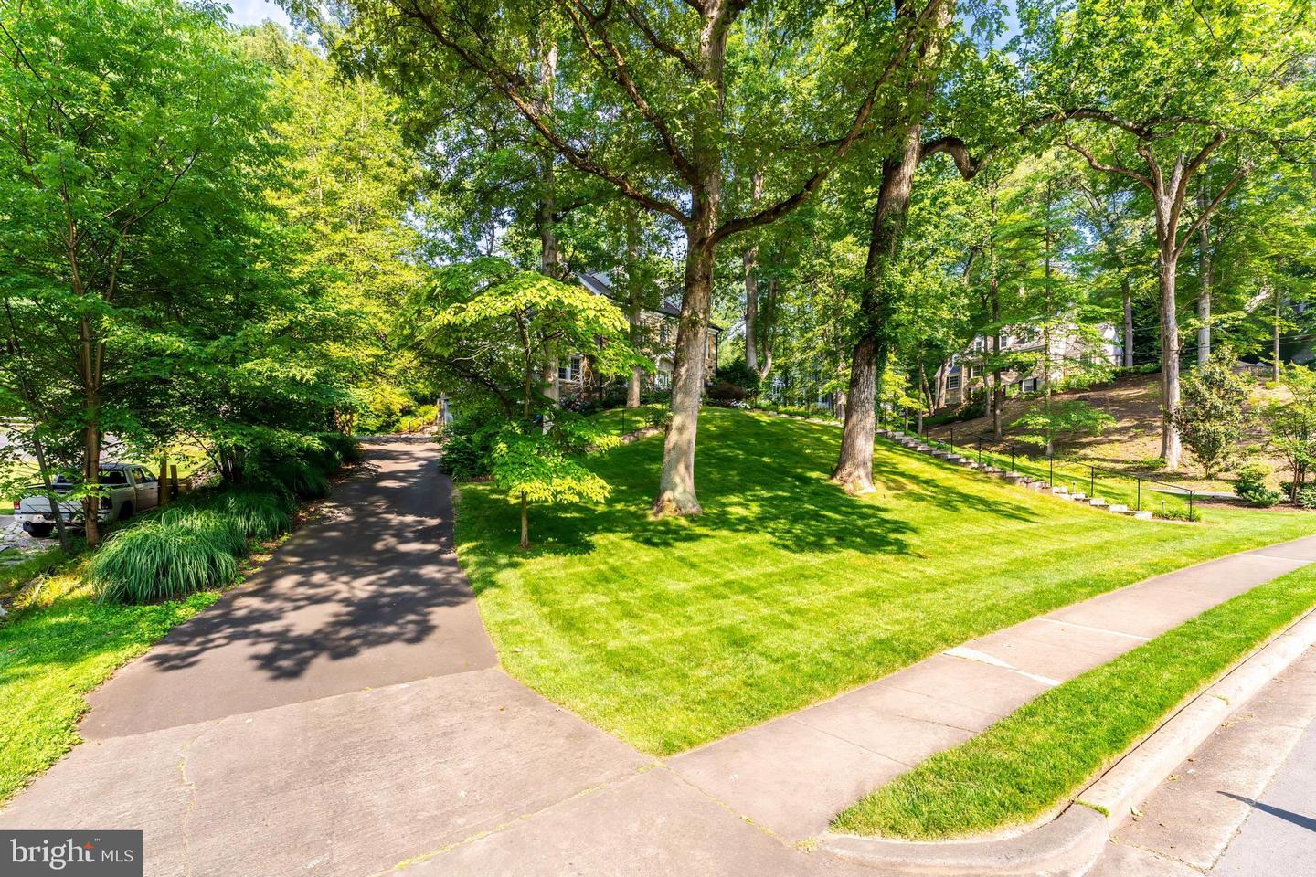 3666 MILITARY RD, ARLINGTON, Virginia 22207, 3 Bedrooms Bedrooms, ,2 BathroomsBathrooms,Residential,For sale,3666 MILITARY RD,VAAR2059480 MLS # VAAR2059480