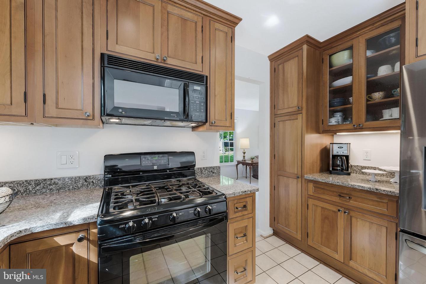 13145 LADYBANK LN, HERNDON, Virginia 20171, 4 Bedrooms Bedrooms, ,3 BathroomsBathrooms,Residential,For sale,13145 LADYBANK LN,VAFX2248910 MLS # VAFX2248910