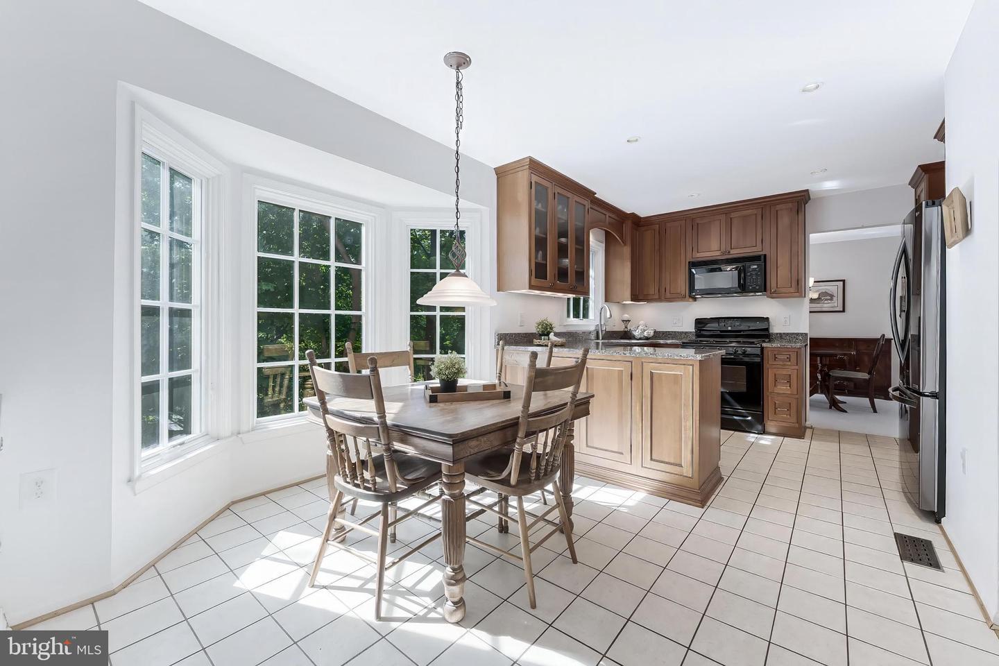 13145 LADYBANK LN, HERNDON, Virginia 20171, 4 Bedrooms Bedrooms, ,3 BathroomsBathrooms,Residential,For sale,13145 LADYBANK LN,VAFX2248910 MLS # VAFX2248910