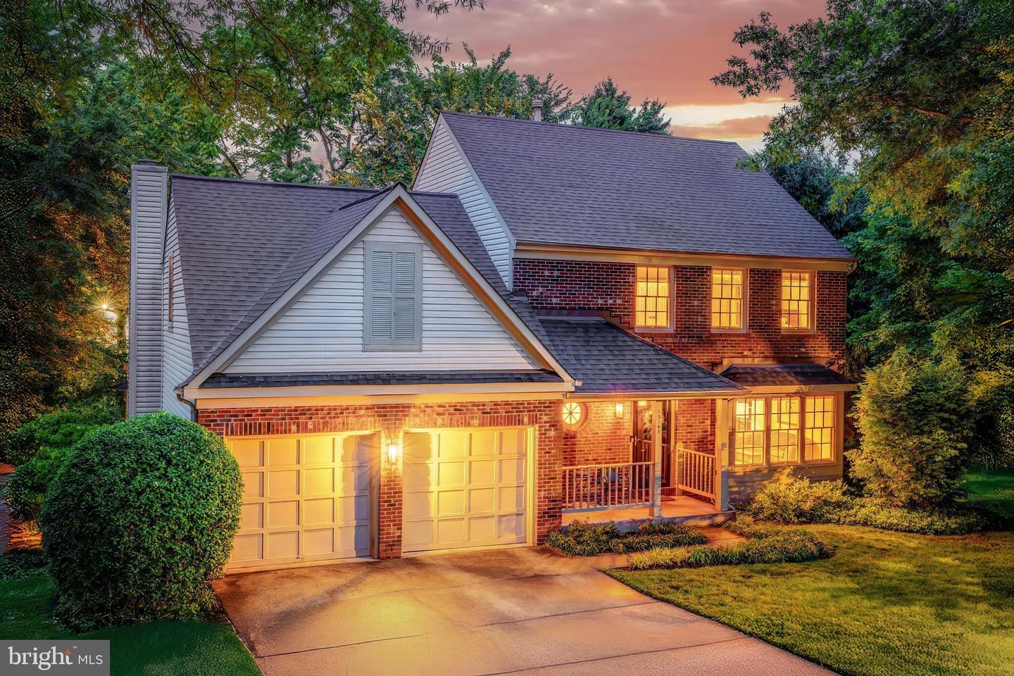 13145 LADYBANK LN, HERNDON, Virginia 20171, 4 Bedrooms Bedrooms, ,3 BathroomsBathrooms,Residential,For sale,13145 LADYBANK LN,VAFX2248910 MLS # VAFX2248910