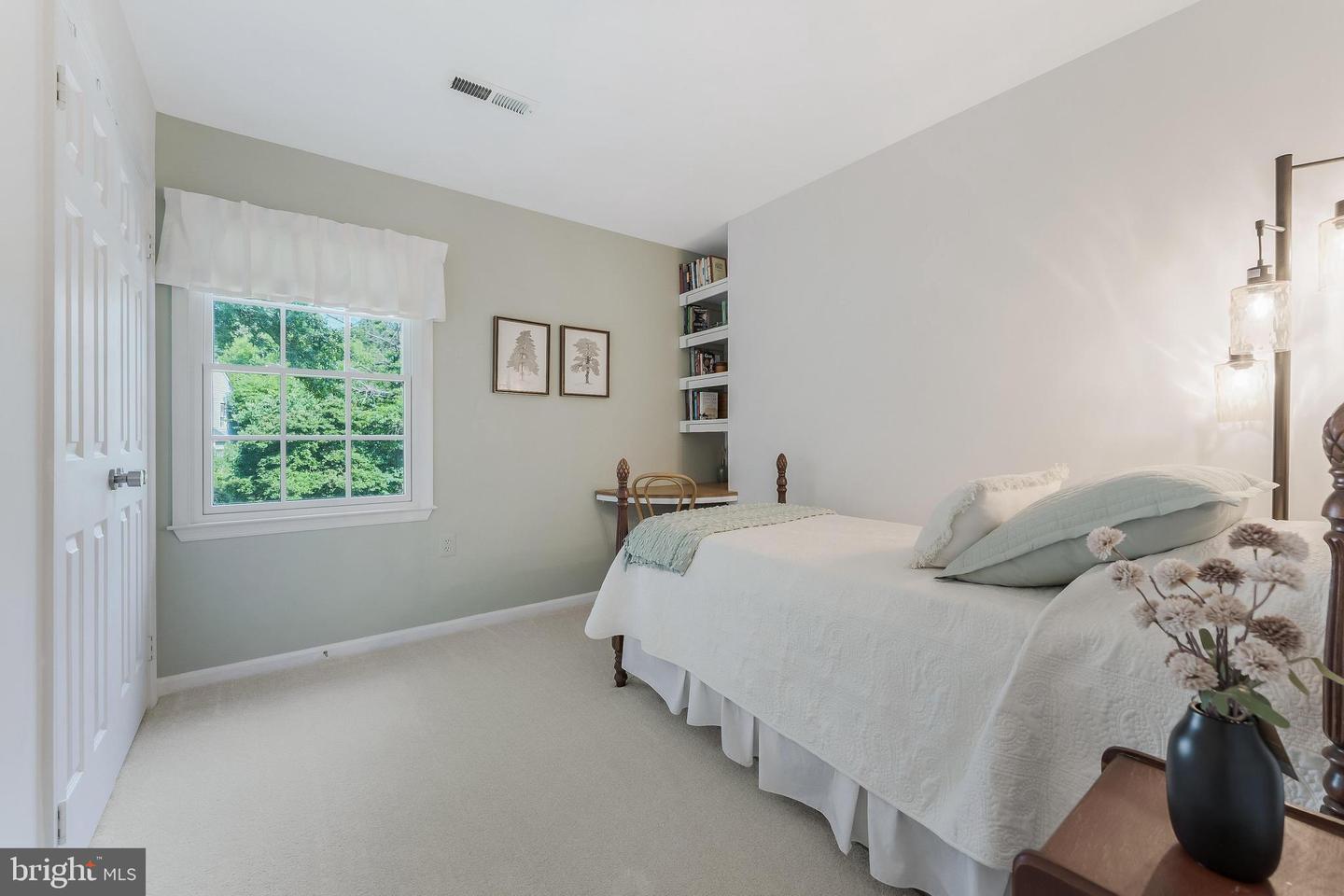13145 LADYBANK LN, HERNDON, Virginia 20171, 4 Bedrooms Bedrooms, ,3 BathroomsBathrooms,Residential,For sale,13145 LADYBANK LN,VAFX2248910 MLS # VAFX2248910