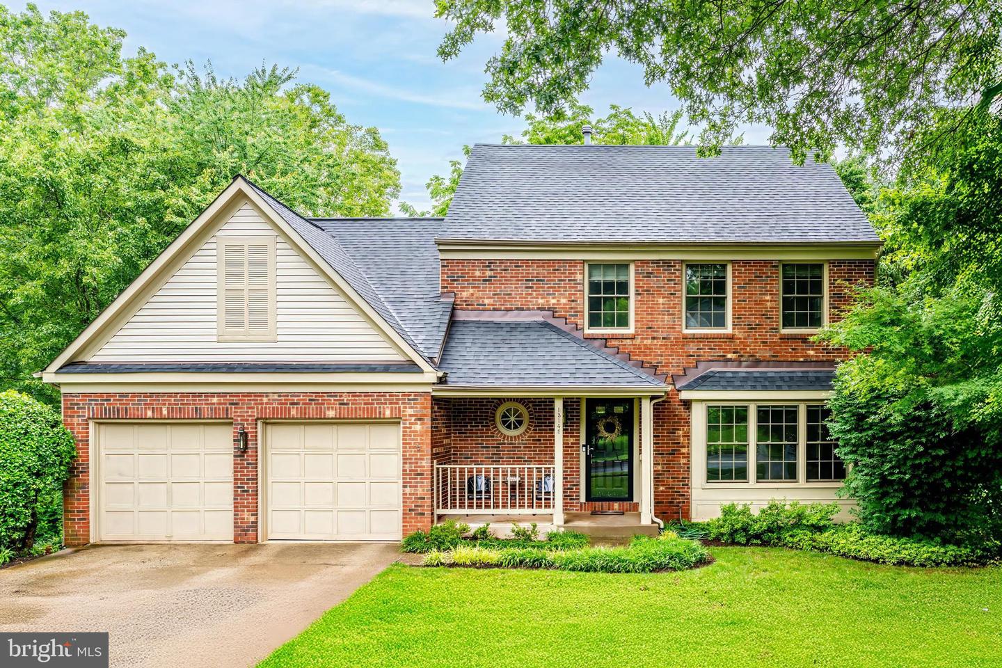 13145 LADYBANK LN, HERNDON, Virginia 20171, 4 Bedrooms Bedrooms, ,3 BathroomsBathrooms,Residential,For sale,13145 LADYBANK LN,VAFX2248910 MLS # VAFX2248910
