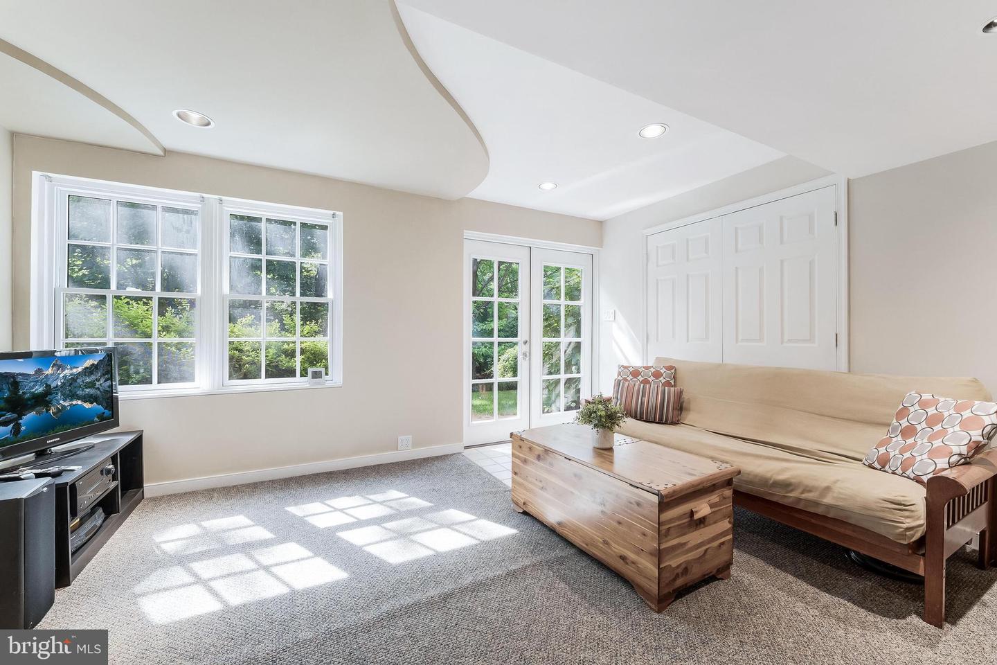 13145 LADYBANK LN, HERNDON, Virginia 20171, 4 Bedrooms Bedrooms, ,3 BathroomsBathrooms,Residential,For sale,13145 LADYBANK LN,VAFX2248910 MLS # VAFX2248910