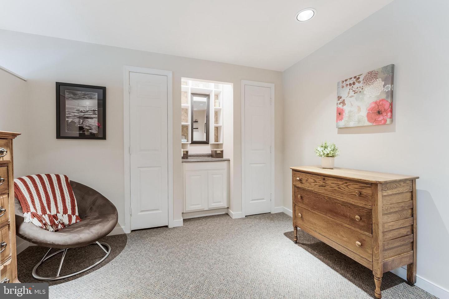13145 LADYBANK LN, HERNDON, Virginia 20171, 4 Bedrooms Bedrooms, ,3 BathroomsBathrooms,Residential,For sale,13145 LADYBANK LN,VAFX2248910 MLS # VAFX2248910