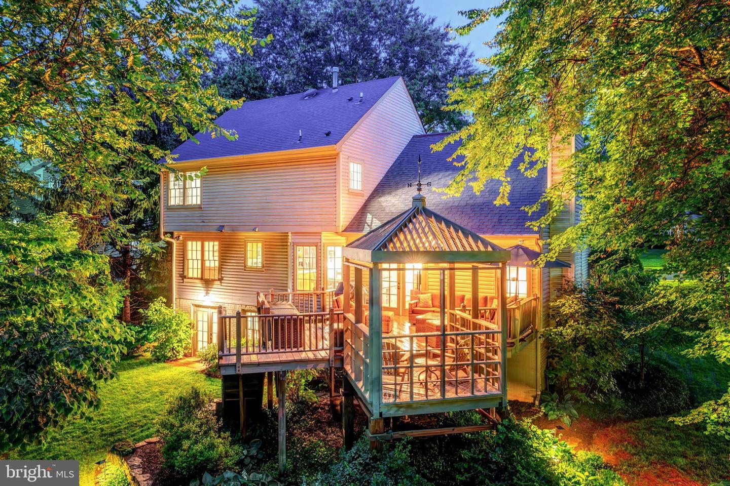 13145 LADYBANK LN, HERNDON, Virginia 20171, 4 Bedrooms Bedrooms, ,3 BathroomsBathrooms,Residential,For sale,13145 LADYBANK LN,VAFX2248910 MLS # VAFX2248910