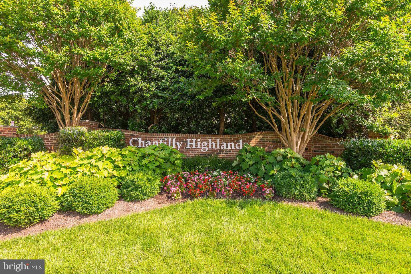 13145 LADYBANK LN, HERNDON, Virginia 20171, 4 Bedrooms Bedrooms, ,3 BathroomsBathrooms,Residential,For sale,13145 LADYBANK LN,VAFX2248910 MLS # VAFX2248910