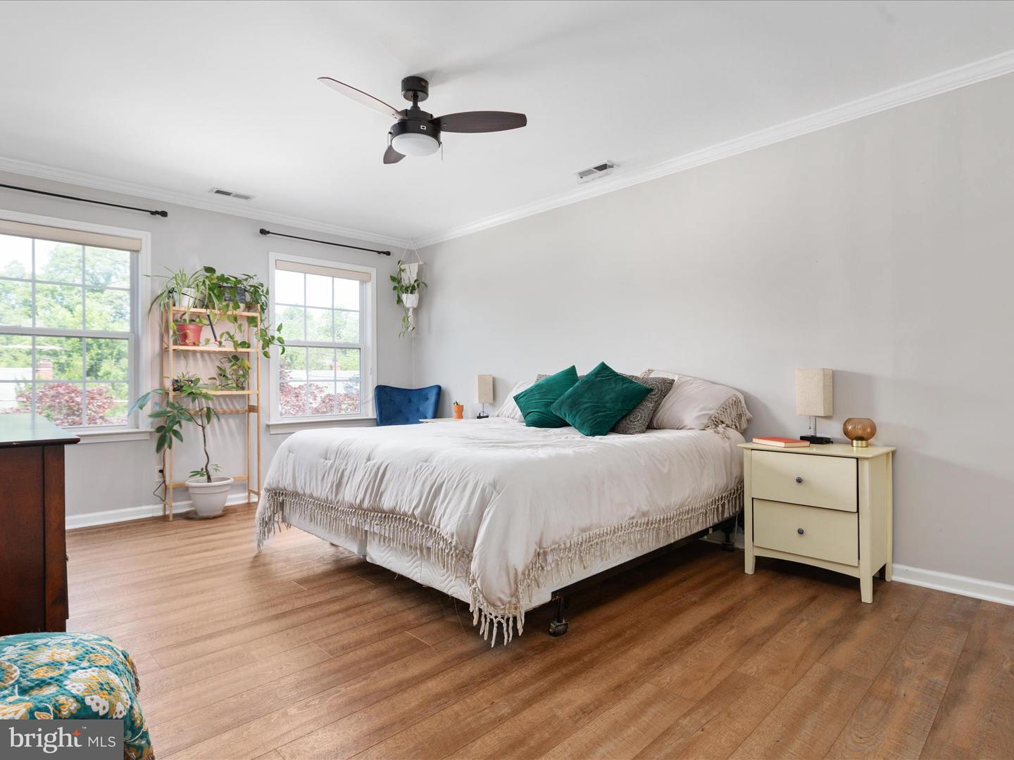 130 S 12TH ST, PURCELLVILLE, Virginia 20132, 4 Bedrooms Bedrooms, ,2 BathroomsBathrooms,Residential,For sale,130 S 12TH ST,VALO2099954 MLS # VALO2099954
