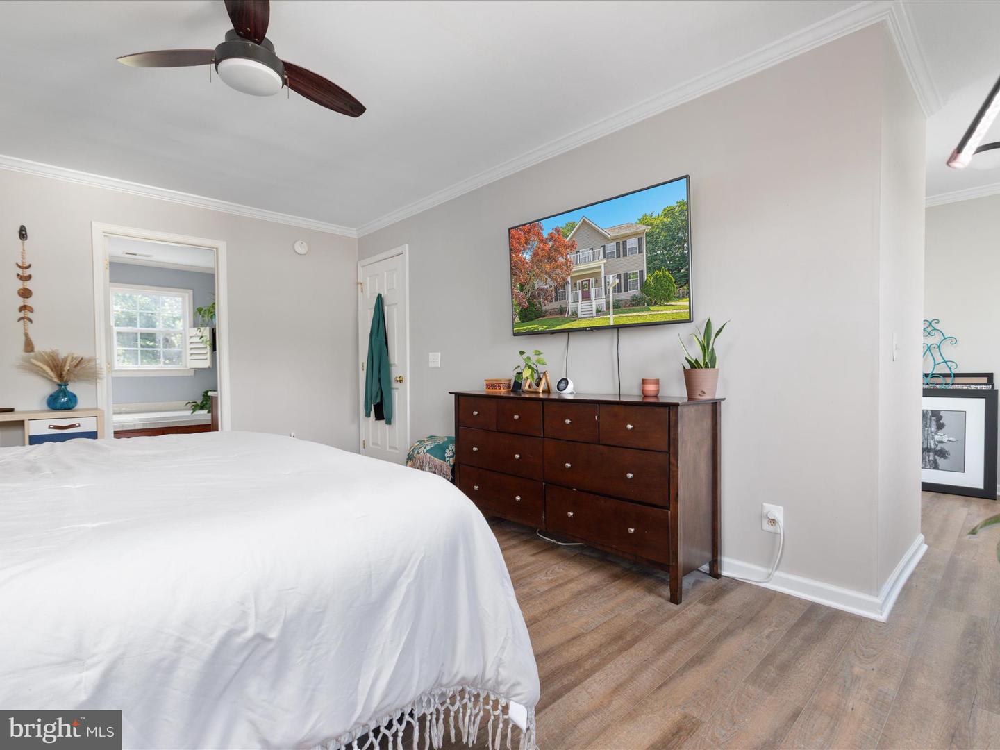 130 S 12TH ST, PURCELLVILLE, Virginia 20132, 4 Bedrooms Bedrooms, ,2 BathroomsBathrooms,Residential,For sale,130 S 12TH ST,VALO2099954 MLS # VALO2099954
