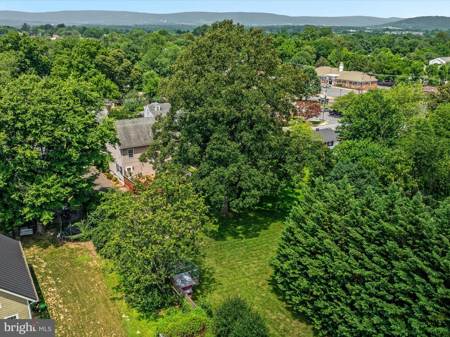 130 S 12TH ST, PURCELLVILLE, Virginia 20132, 4 Bedrooms Bedrooms, ,2 BathroomsBathrooms,Residential,For sale,130 S 12TH ST,VALO2099954 MLS # VALO2099954