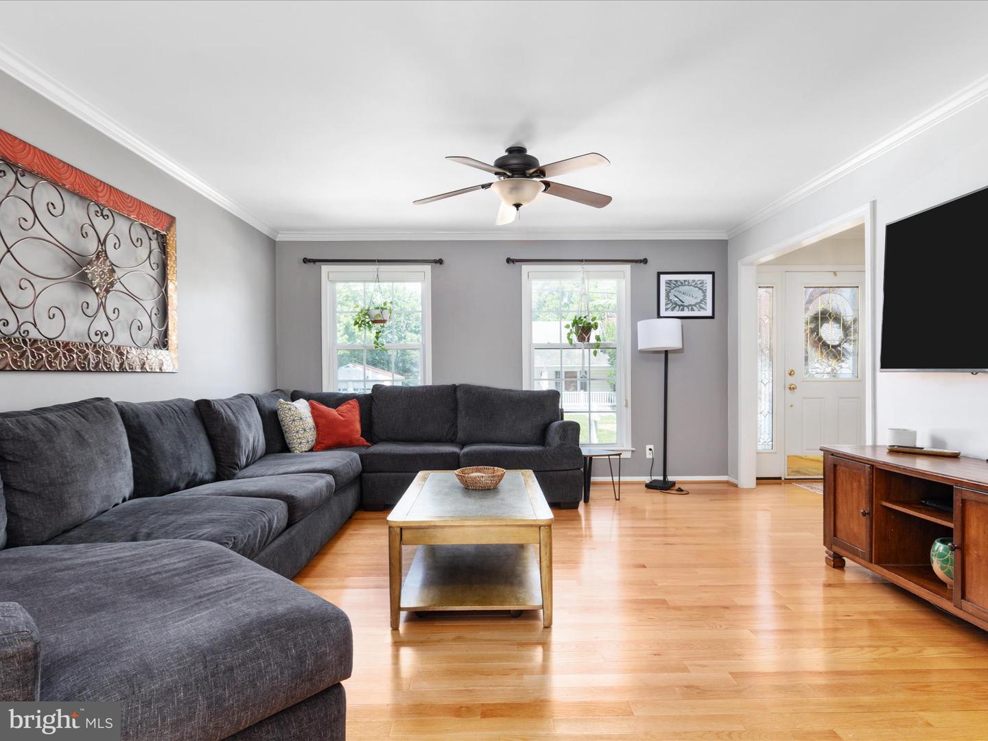 130 S 12TH ST, PURCELLVILLE, Virginia 20132, 4 Bedrooms Bedrooms, ,2 BathroomsBathrooms,Residential,For sale,130 S 12TH ST,VALO2099954 MLS # VALO2099954