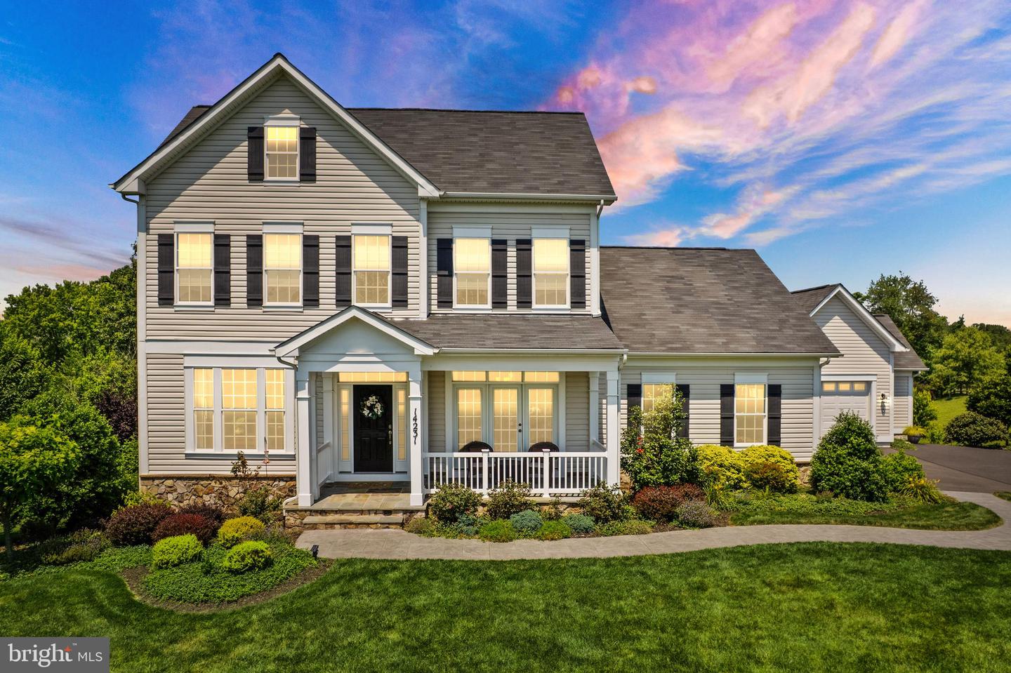14231 COURTNEY MEADOW PL, LEESBURG, Virginia 20176, 5 Bedrooms Bedrooms, ,3 BathroomsBathrooms,Residential,For sale,14231 COURTNEY MEADOW PL,VALO2099962 MLS # VALO2099962