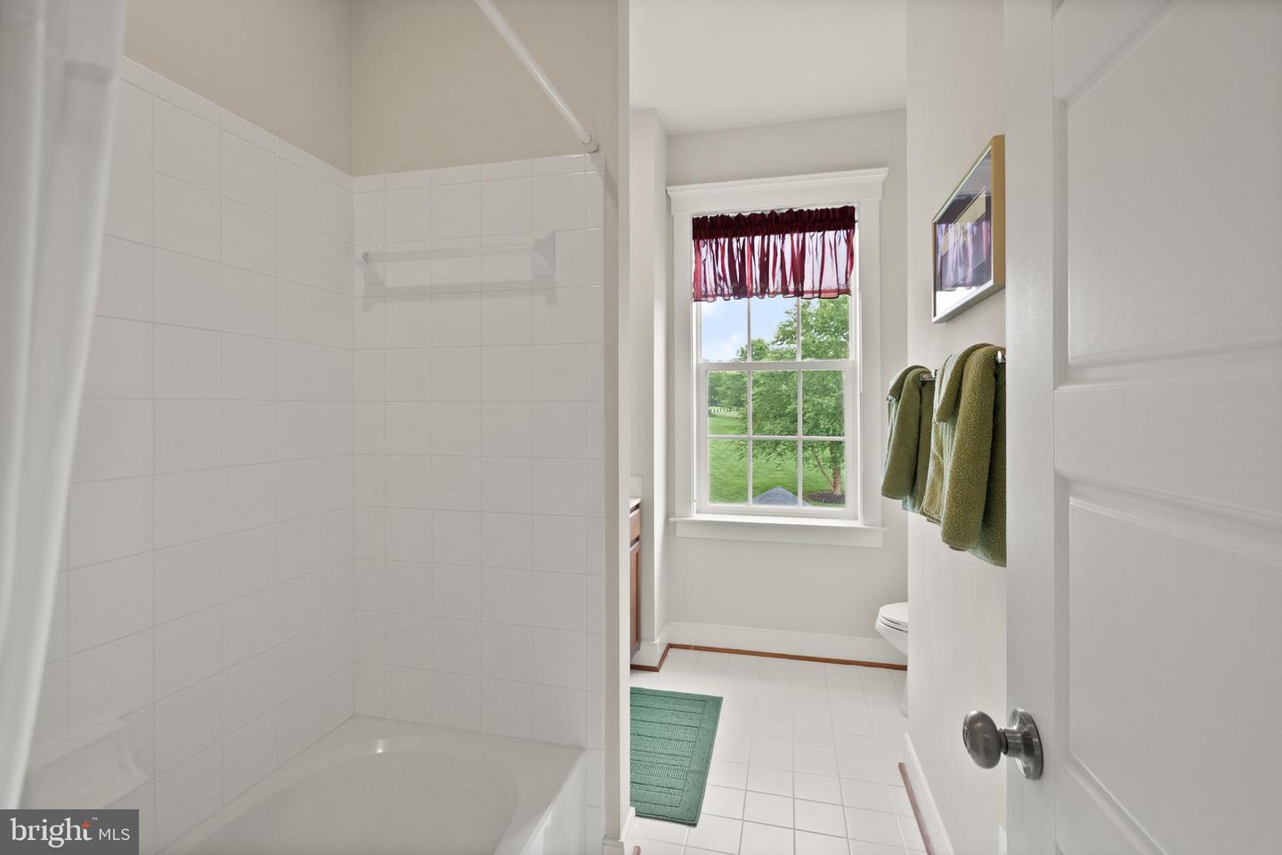 14231 COURTNEY MEADOW PL, LEESBURG, Virginia 20176, 5 Bedrooms Bedrooms, ,3 BathroomsBathrooms,Residential,For sale,14231 COURTNEY MEADOW PL,VALO2099962 MLS # VALO2099962
