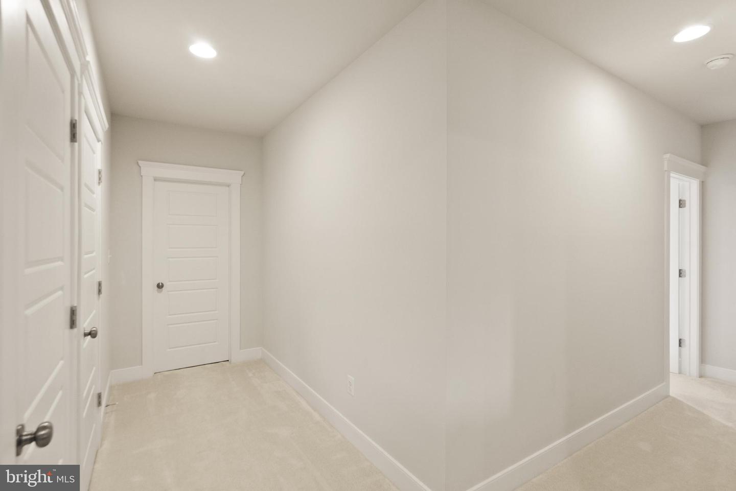 14231 COURTNEY MEADOW PL, LEESBURG, Virginia 20176, 5 Bedrooms Bedrooms, ,3 BathroomsBathrooms,Residential,For sale,14231 COURTNEY MEADOW PL,VALO2099962 MLS # VALO2099962