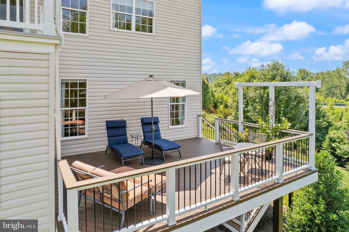 14231 COURTNEY MEADOW PL, LEESBURG, Virginia 20176, 5 Bedrooms Bedrooms, ,3 BathroomsBathrooms,Residential,For sale,14231 COURTNEY MEADOW PL,VALO2099962 MLS # VALO2099962