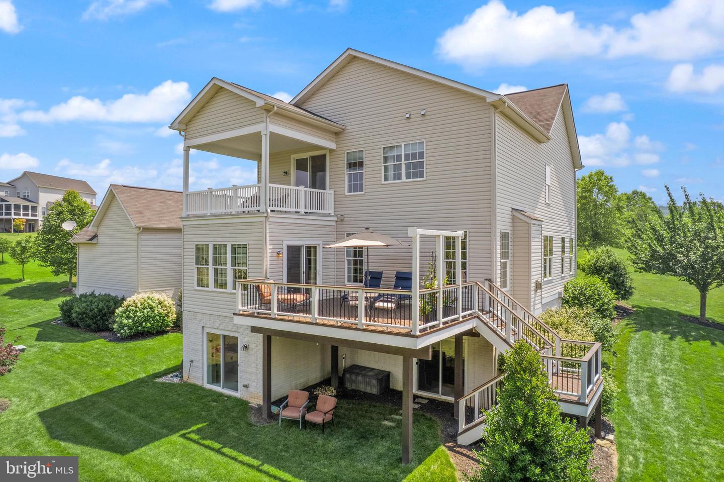 14231 COURTNEY MEADOW PL, LEESBURG, Virginia 20176, 5 Bedrooms Bedrooms, ,3 BathroomsBathrooms,Residential,For sale,14231 COURTNEY MEADOW PL,VALO2099962 MLS # VALO2099962