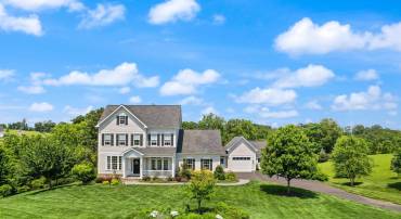 14231 COURTNEY MEADOW PL, LEESBURG, Virginia 20176, 5 Bedrooms Bedrooms, ,3 BathroomsBathrooms,Residential,For sale,14231 COURTNEY MEADOW PL,VALO2099962 MLS # VALO2099962