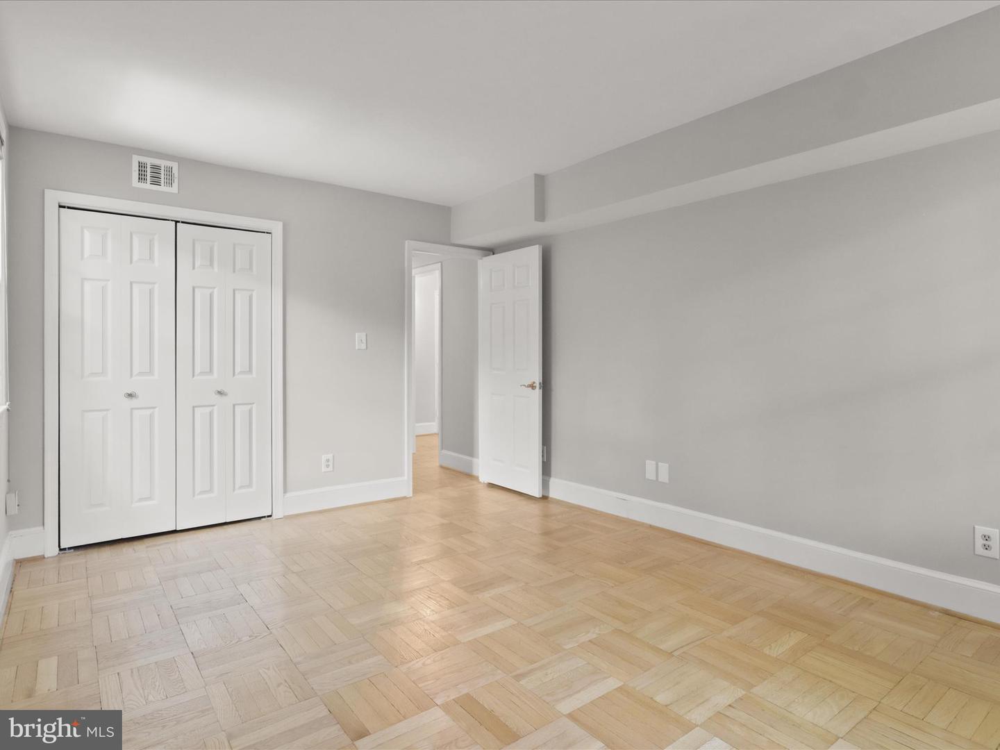 2721 ORDWAY ST NW #5, WASHINGTON, District Of Columbia 20008, 2 Bedrooms Bedrooms, ,1 BathroomBathrooms,Residential,For sale,2721 ORDWAY ST NW #5,DCDC2206510 MLS # DCDC2206510