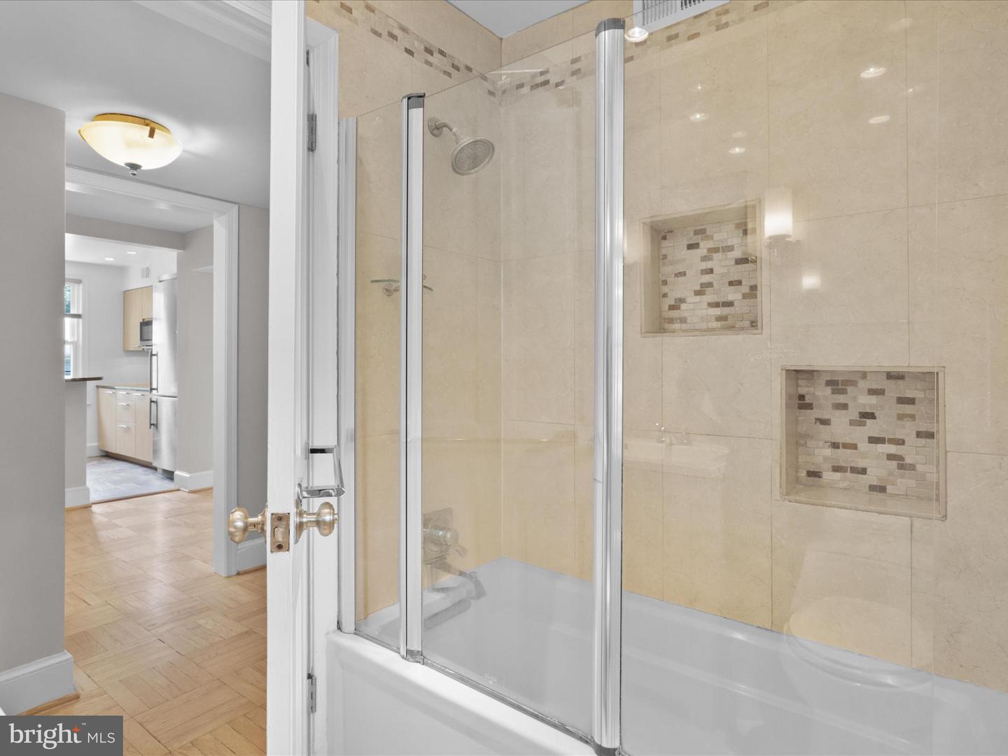 2721 ORDWAY ST NW #5, WASHINGTON, District Of Columbia 20008, 2 Bedrooms Bedrooms, ,1 BathroomBathrooms,Residential,For sale,2721 ORDWAY ST NW #5,DCDC2206510 MLS # DCDC2206510