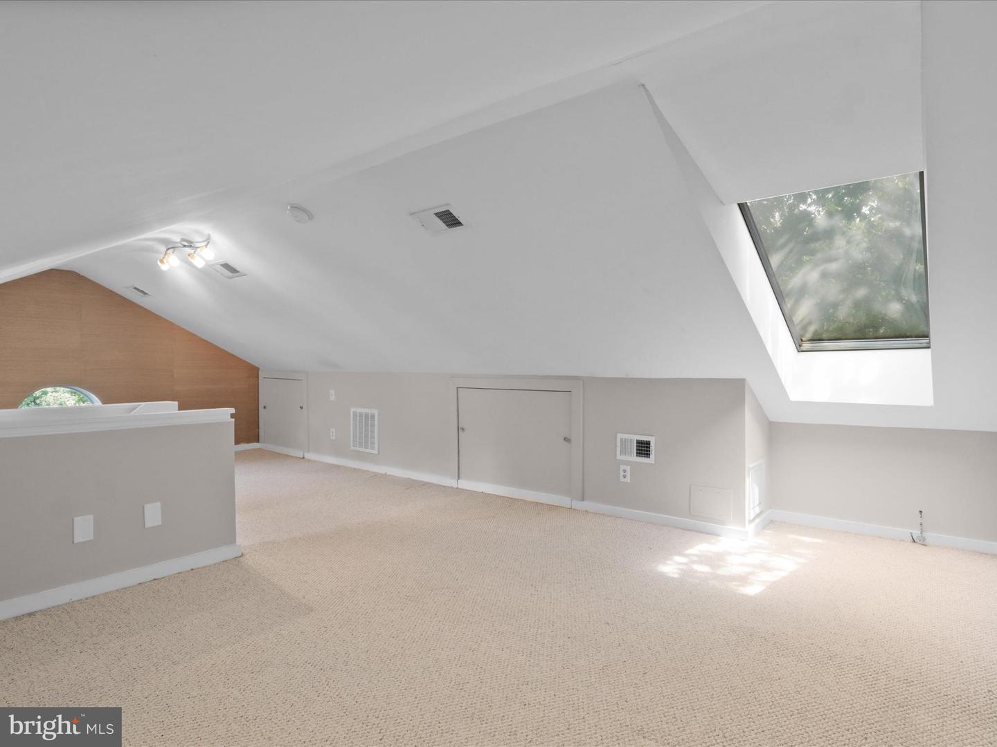 2721 ORDWAY ST NW #5, WASHINGTON, District Of Columbia 20008, 2 Bedrooms Bedrooms, ,1 BathroomBathrooms,Residential,For sale,2721 ORDWAY ST NW #5,DCDC2206510 MLS # DCDC2206510
